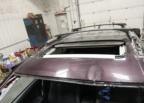 2017 Toyota Rav4 Limited z USA, uszkodzony, nr VIN 2T3DFREV6HW572982